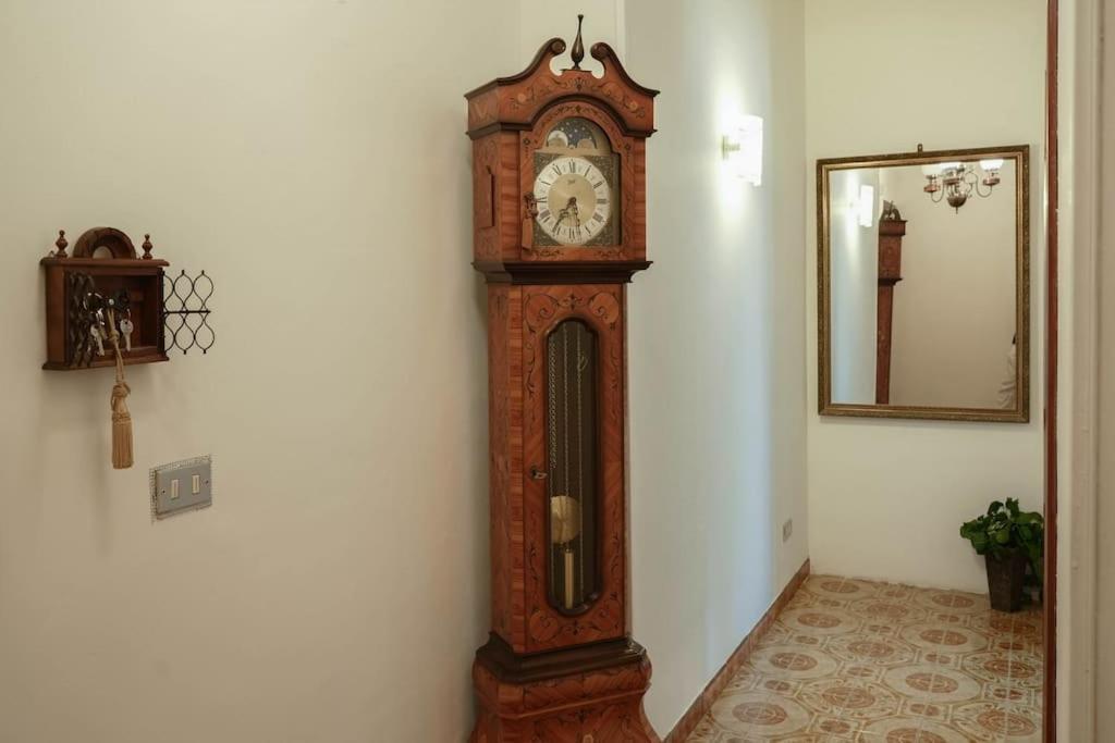 Dolce Sicily A 2Km Dal Centro Apartman Palermo Kültér fotó