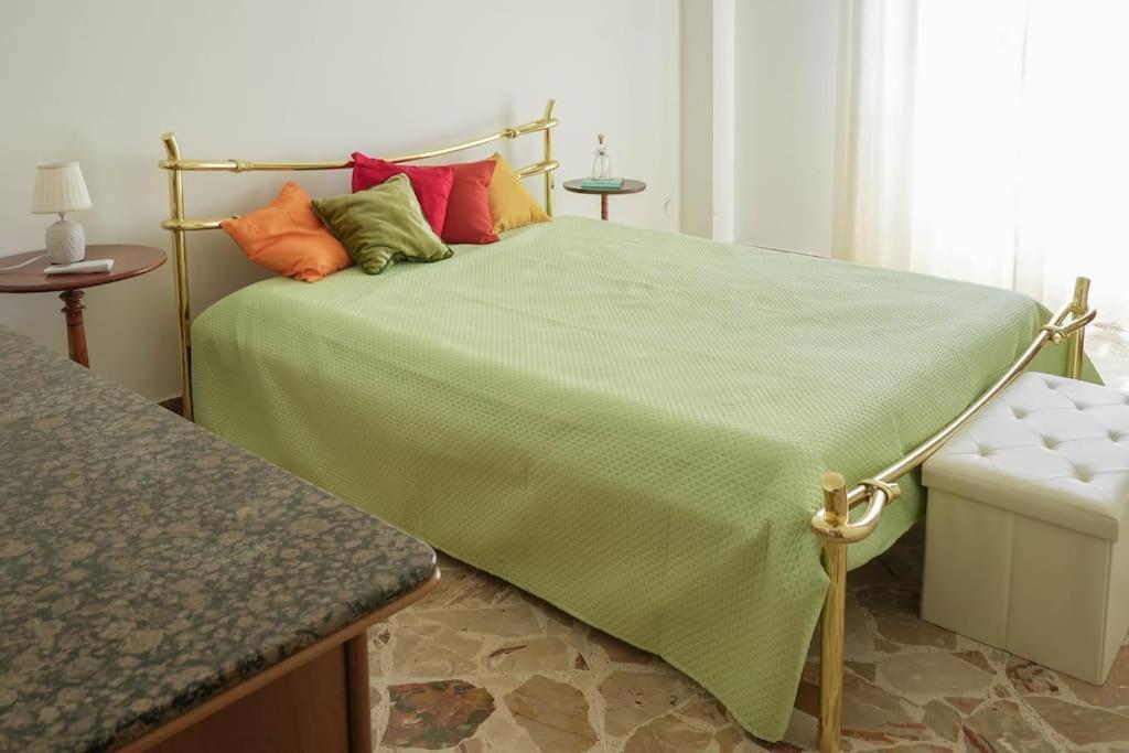 Dolce Sicily A 2Km Dal Centro Apartman Palermo Kültér fotó