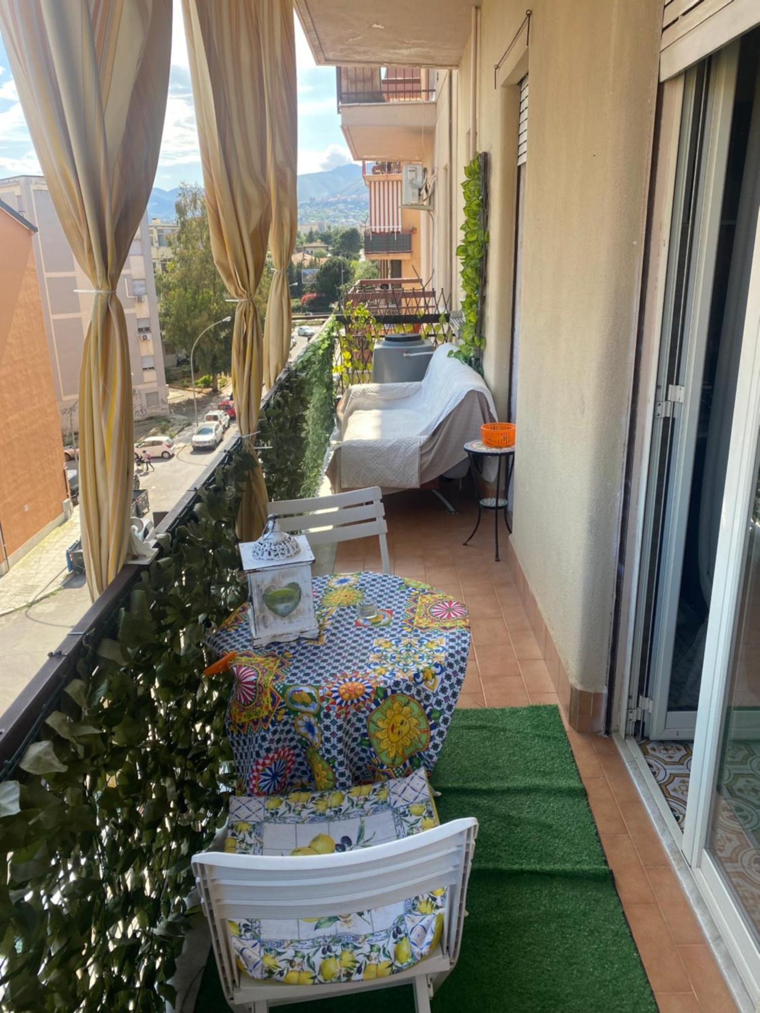 Dolce Sicily A 2Km Dal Centro Apartman Palermo Kültér fotó